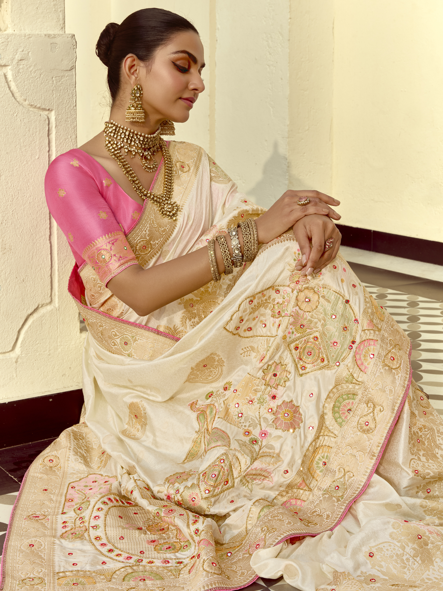 Dhiyona KM Women Cream Banarasi Silk Saree With Contrast Blouse