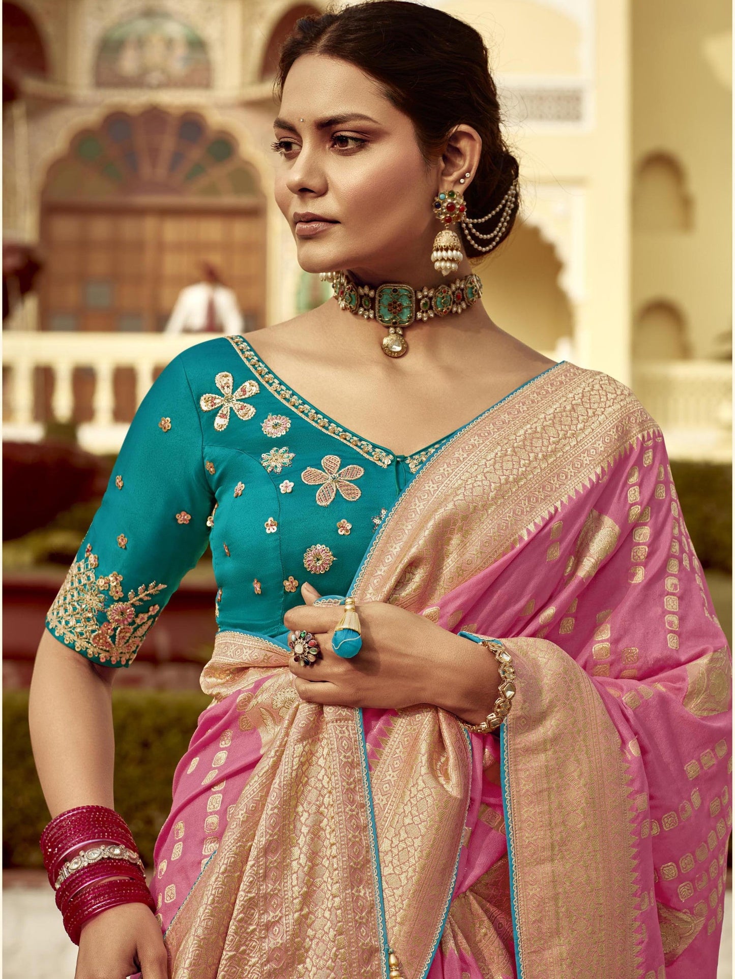 Dhiyona KM Women Pink Banarasi Silk Saree With Gold Zari Weaving
