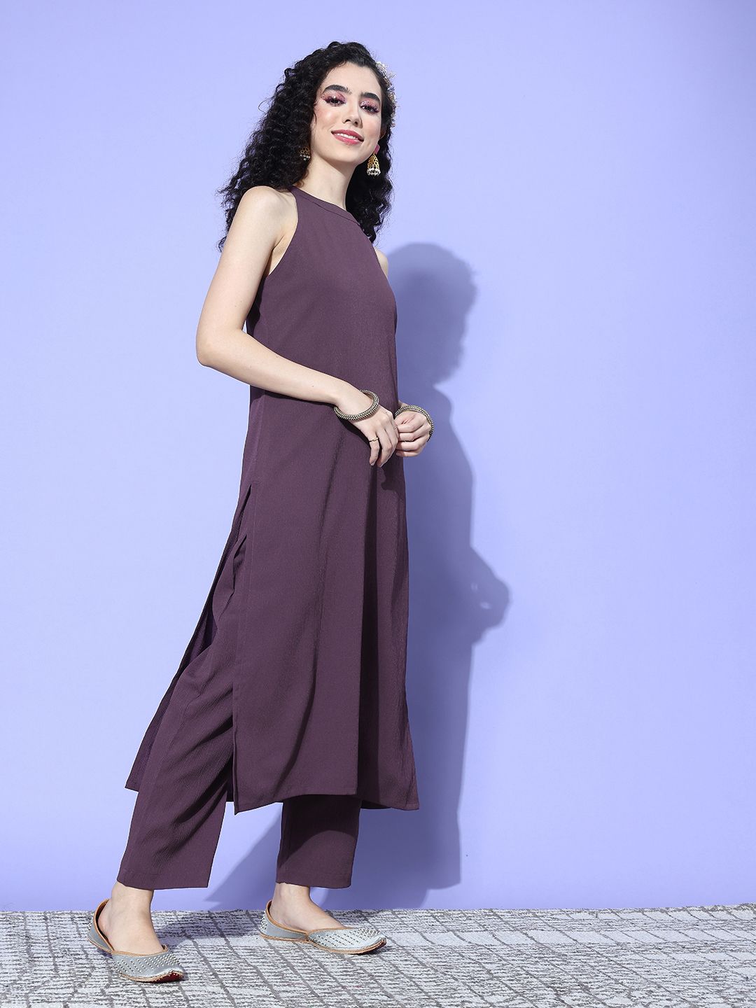 Dhiyona VA Women'sRegular Halter Neck Kurta with Trousers & Dupatta