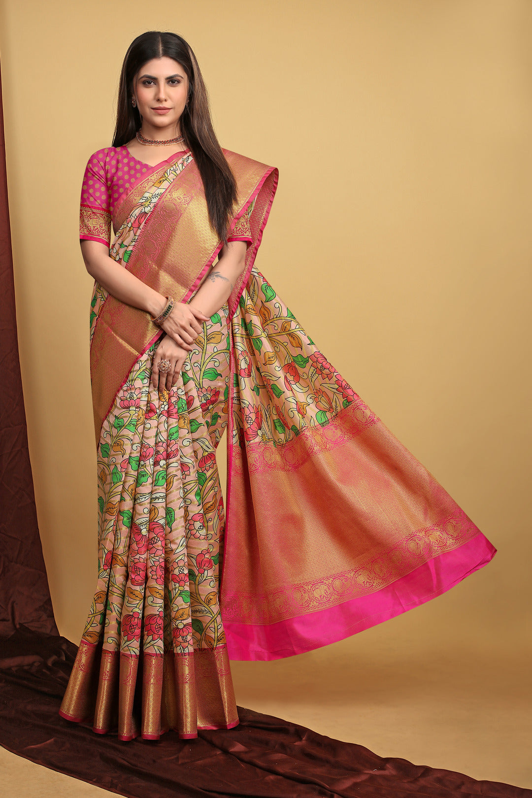 Dhiyona GR Women's Peach Kalamkari Silk Saree