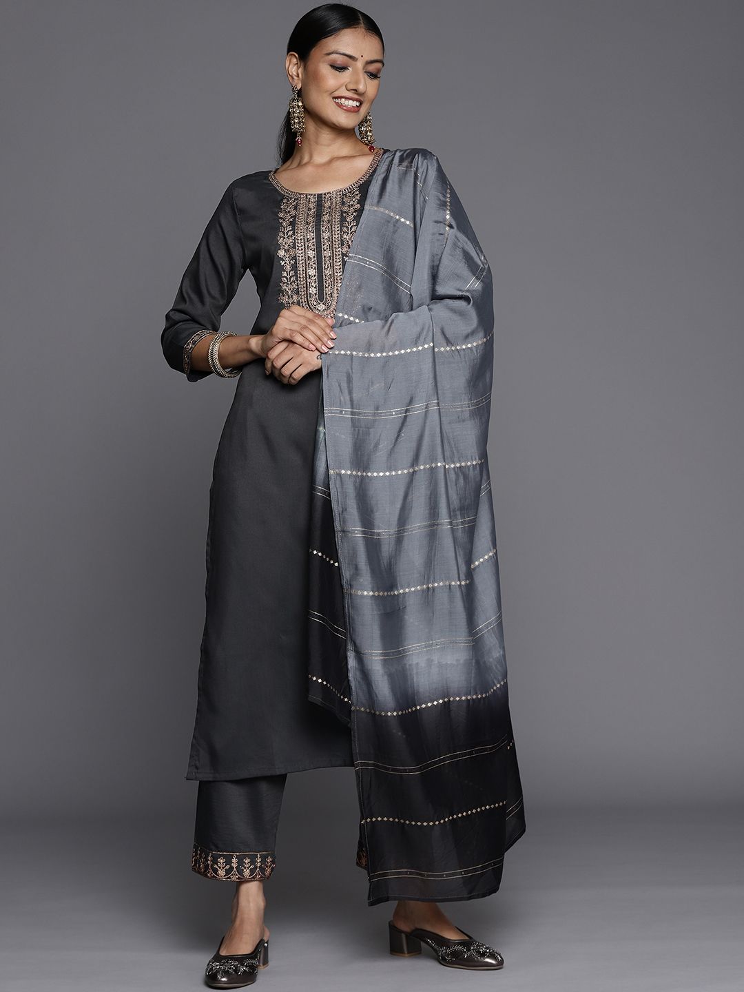 Dhiyona VA Women's Grey Ethnic Motifs Yoke Design Kurta with Trousers & With Dupatta