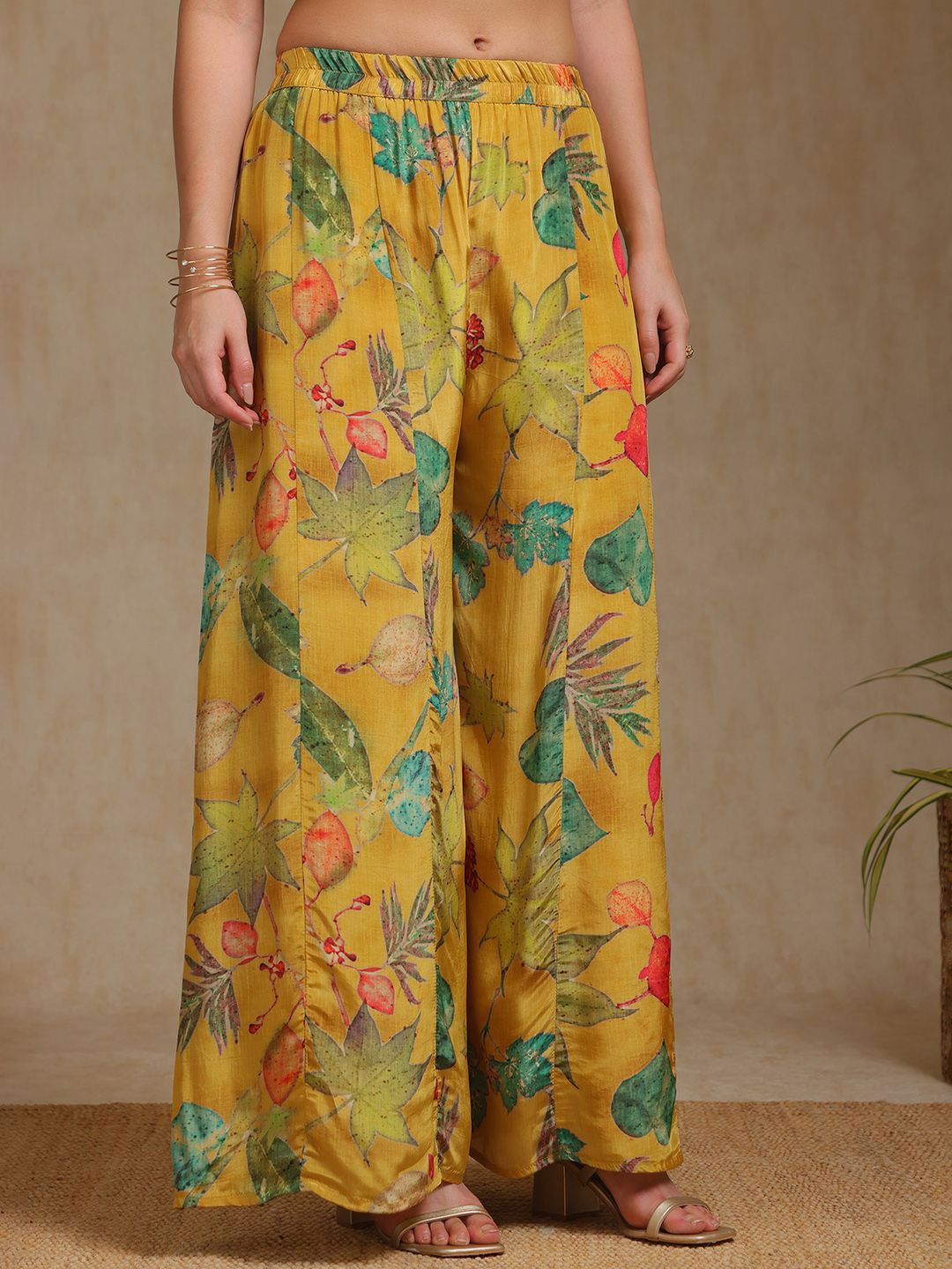 Dhiyona SO Women's Floral Printed Beads And Stones A-Line Kurta With Palazzos