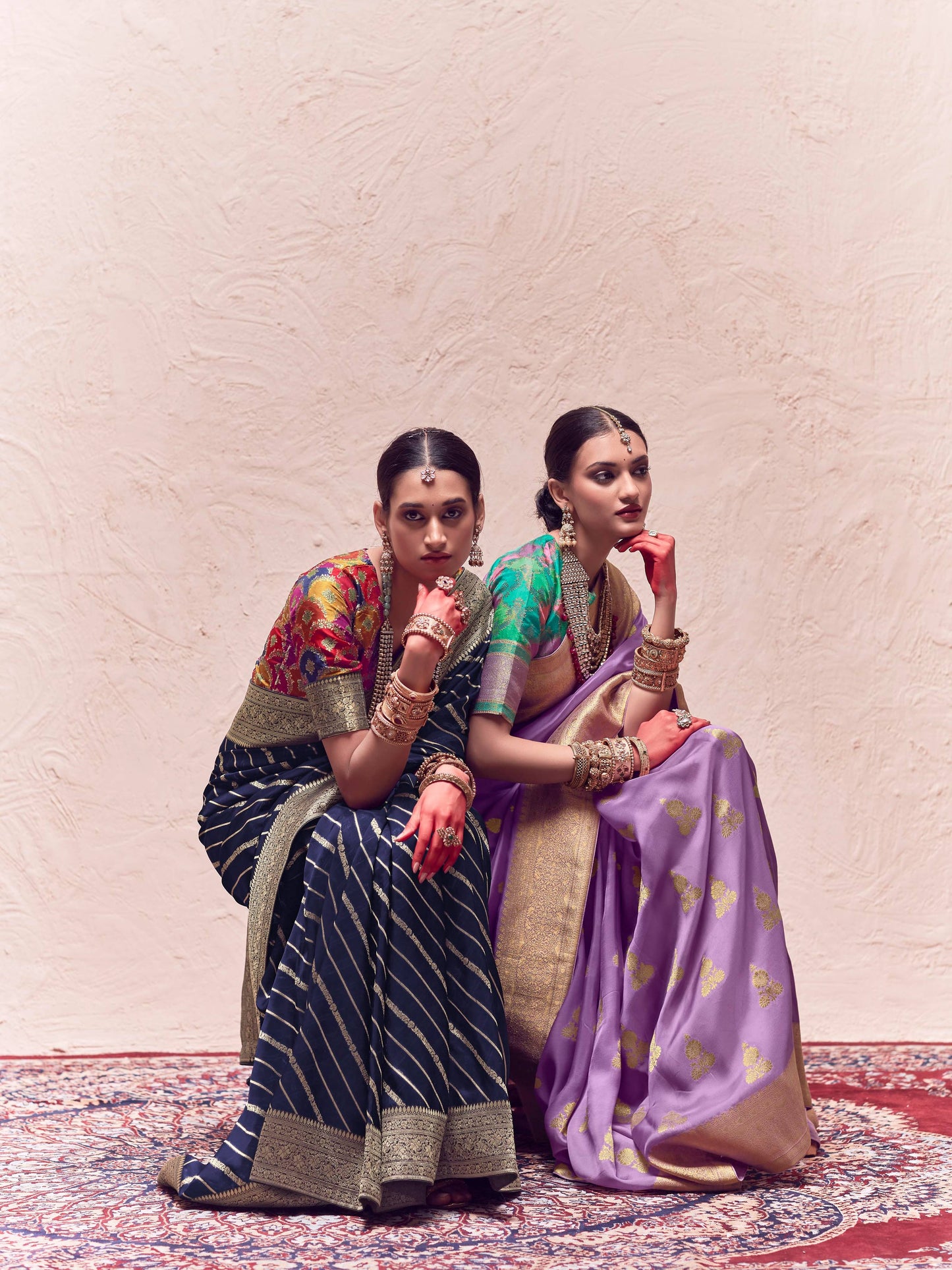 Dhiyona KM Women Navy Blue Crepe Silk Saree With Multicolor Blouseblue Crepe Silk Saree