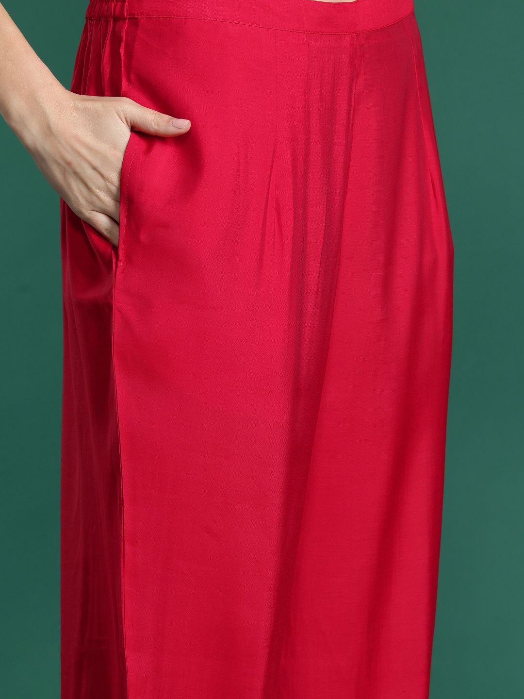 Dhiyona IE Ethnic Motifs Embroidered Sequinned Kurta with Trousers