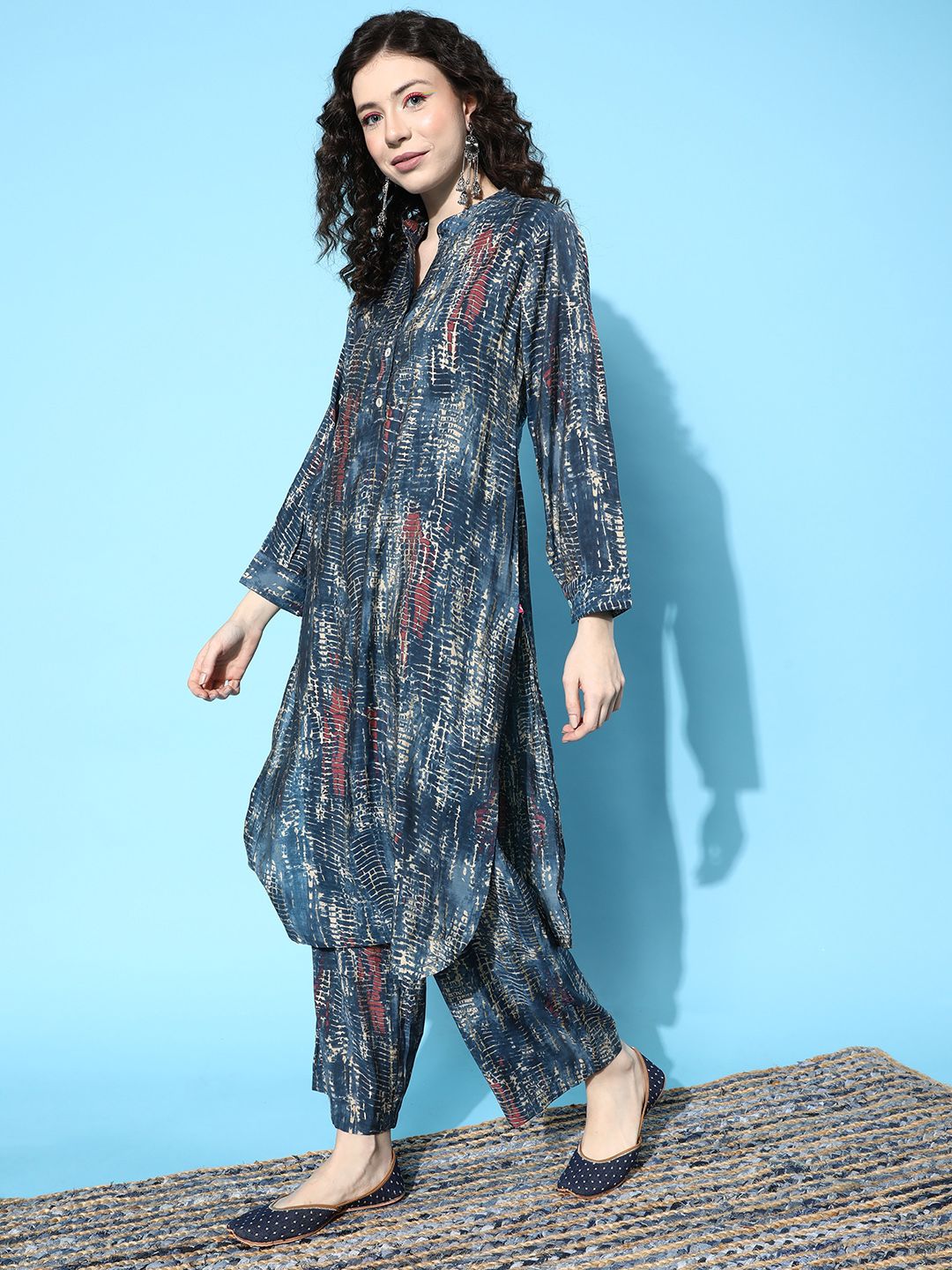 Dhiyona VA Women'sDyed Regular Kurta with Trousers
