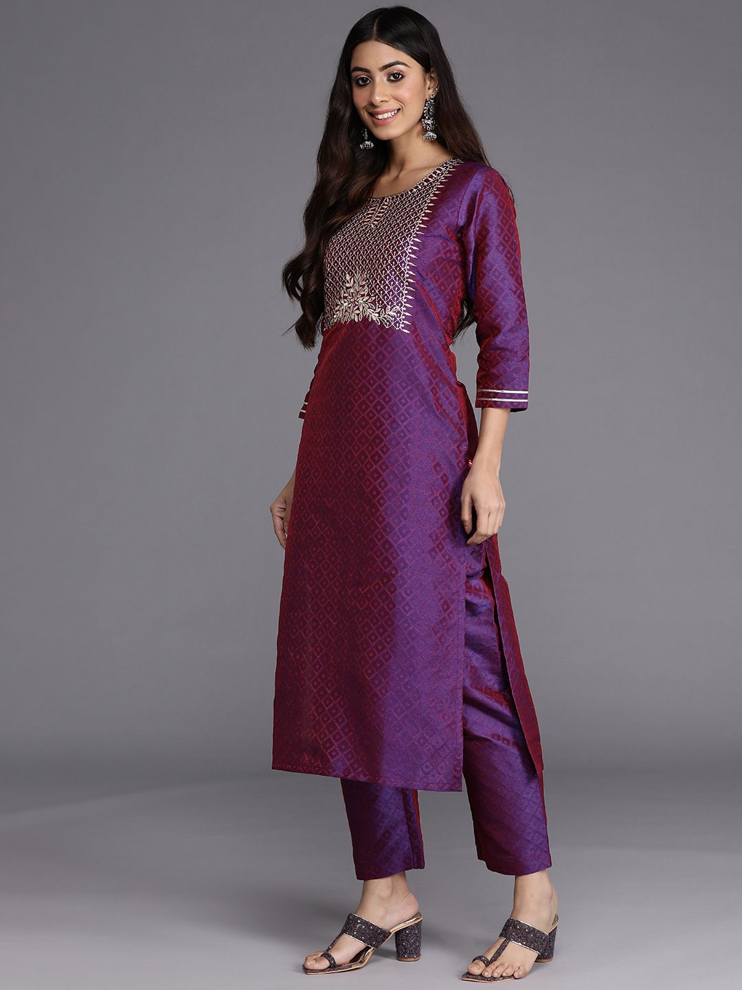 Dhiyona VA Women'sPurple Geometric Woven Design Thread Work Jacquard Kurta with Trousers & Dupatta