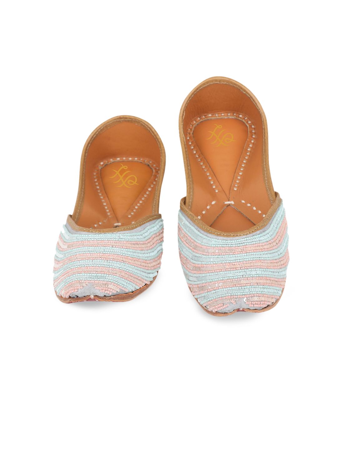 Dhiyona HOP Embellished Ethnic Mojaris