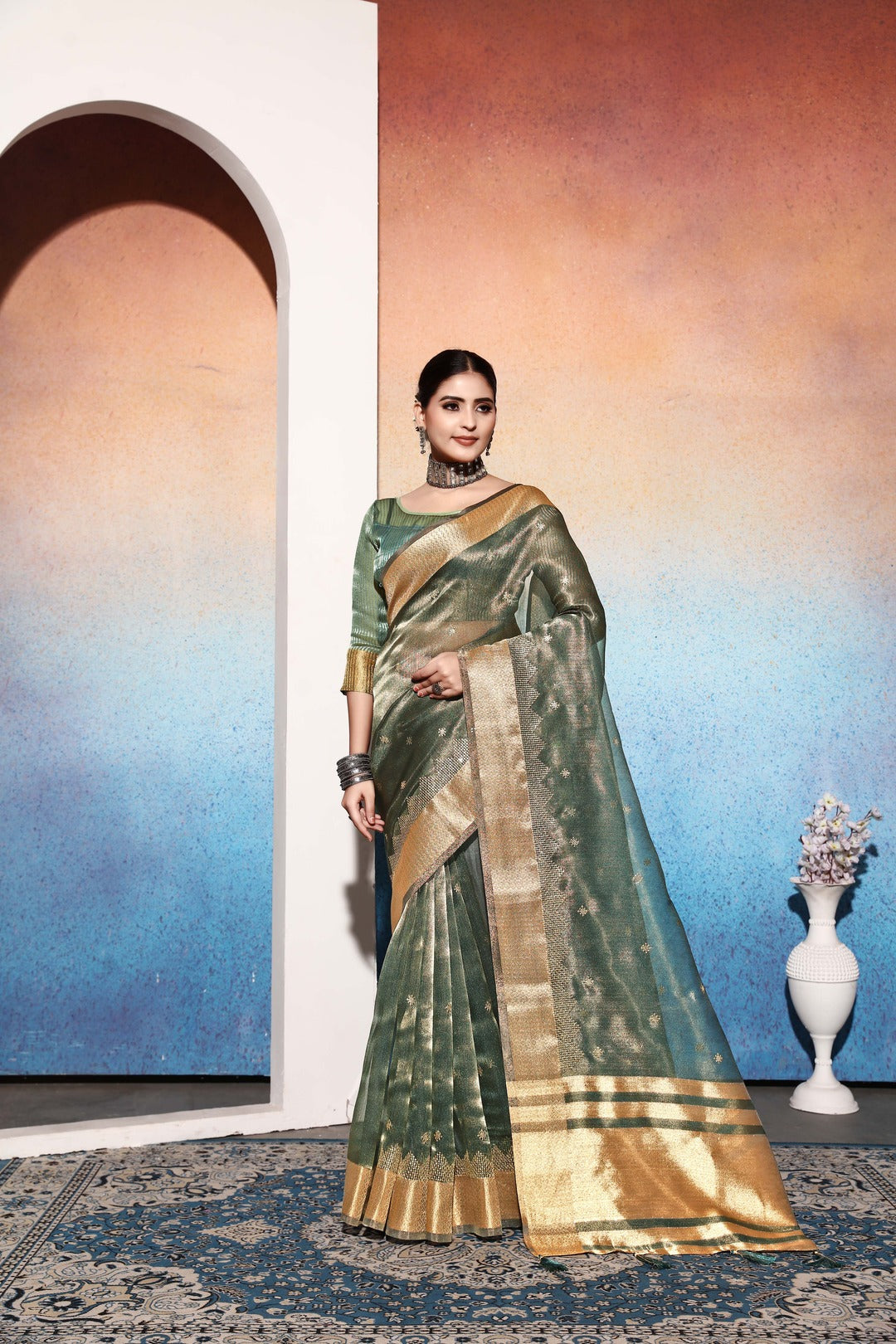 Dhiyona GR Women's Kalki Bottle Green Tissue Cotton Silk Saree