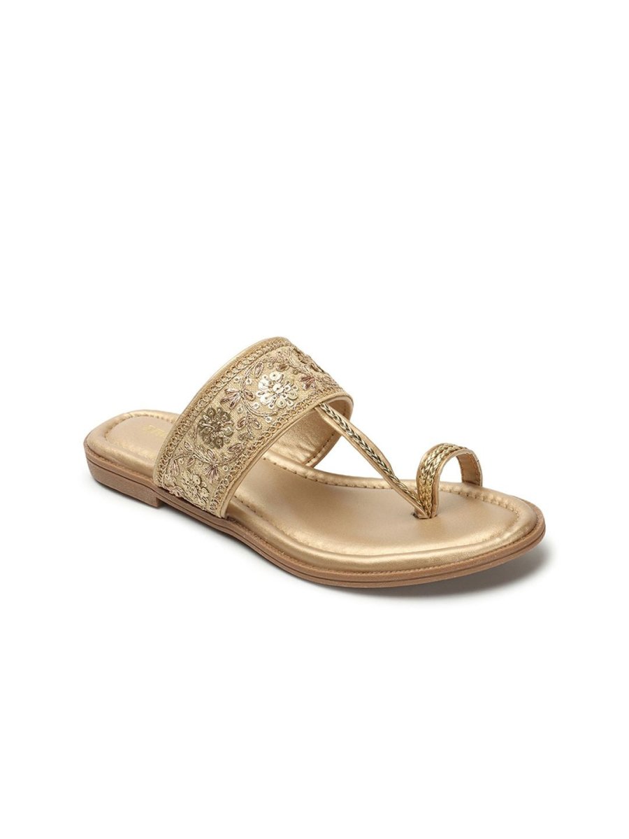Dhiyona AK Ethnic Embellished One Toe Flats