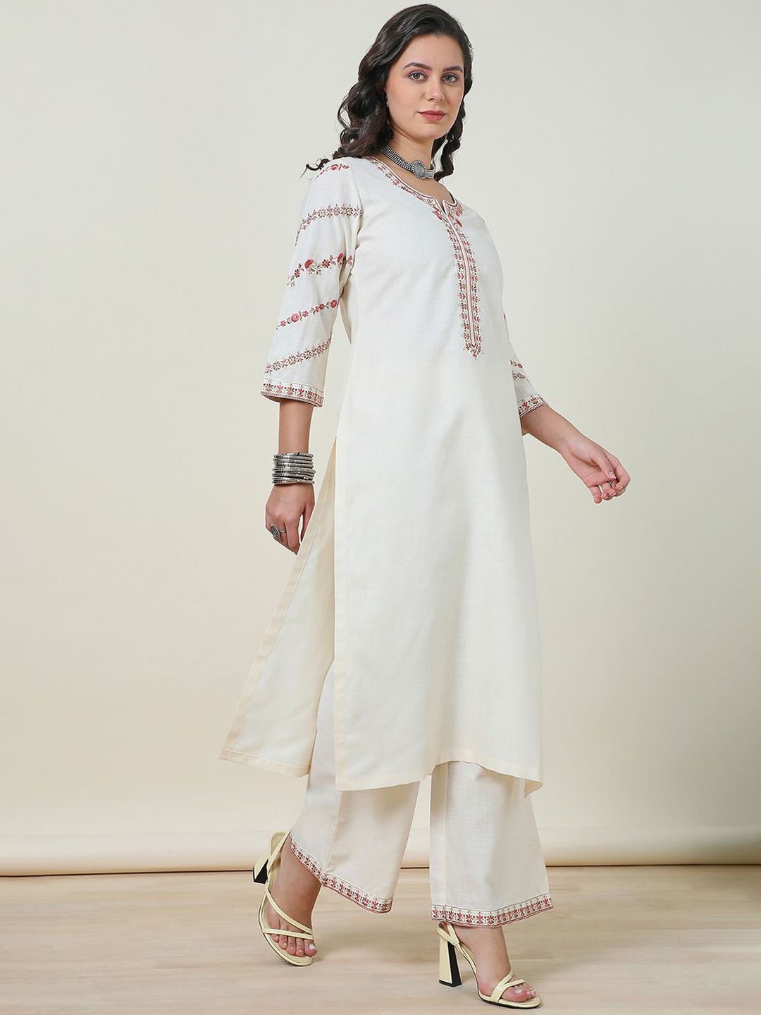 Dhiyona SO Women's Cream-Coloured Floral Yoke Design Thread Work Straight Kurta With Palazzos