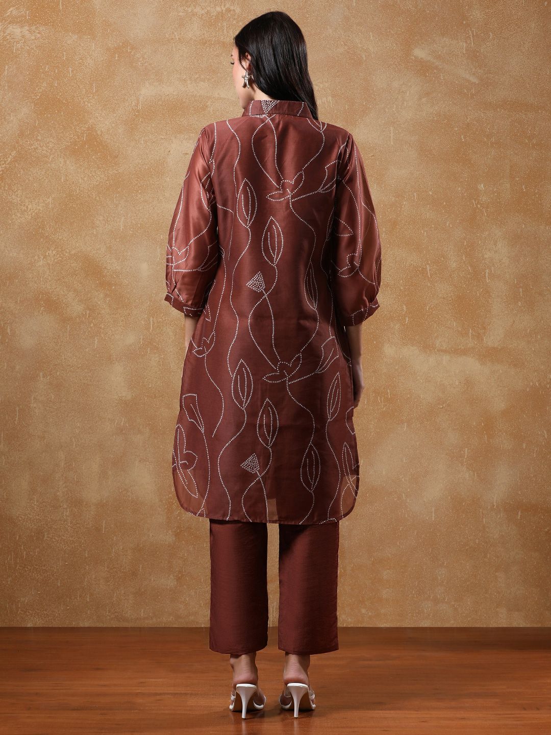 Dhiyona VA Women's Bandhani Printed Regular Chanderi Silk Kurta with Trousers