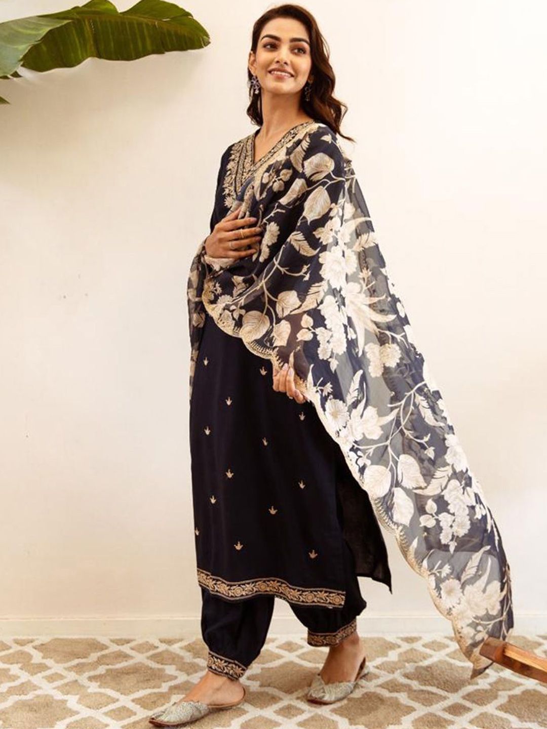 Dhiyona IE Women Ethnic Motifs Embroidered Regular Kurta with Salwar & With Dupatta