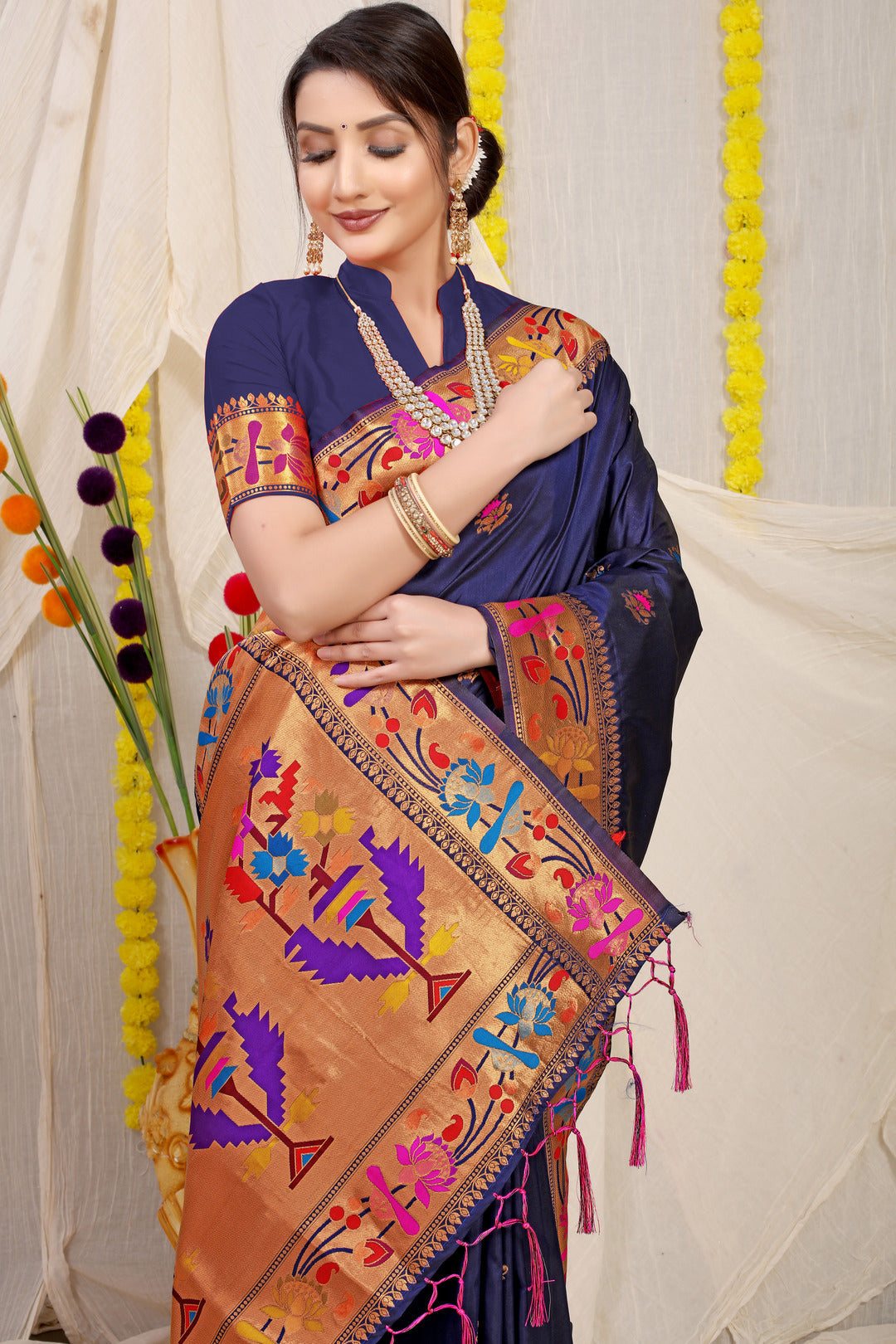 Dhiyona GR Women's Lotus Navy Zari Paithani Silk Saree