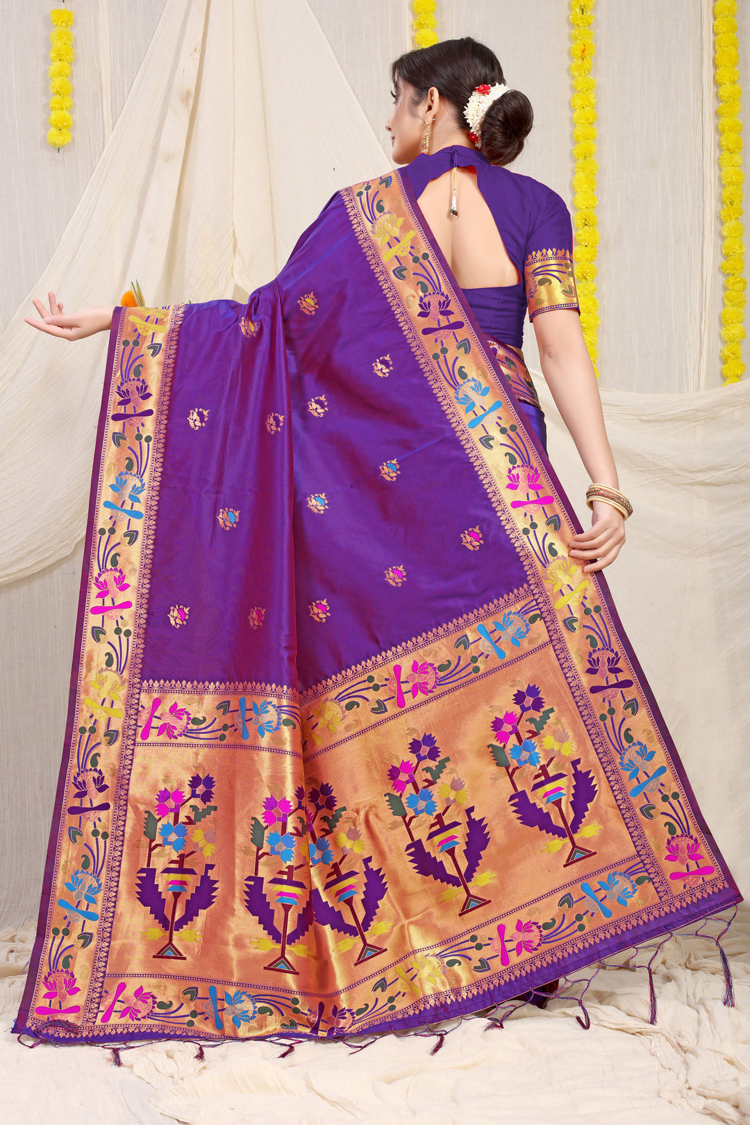 Dhiyona GR Women's Lotus Purple Zari Paithani Silk Saree