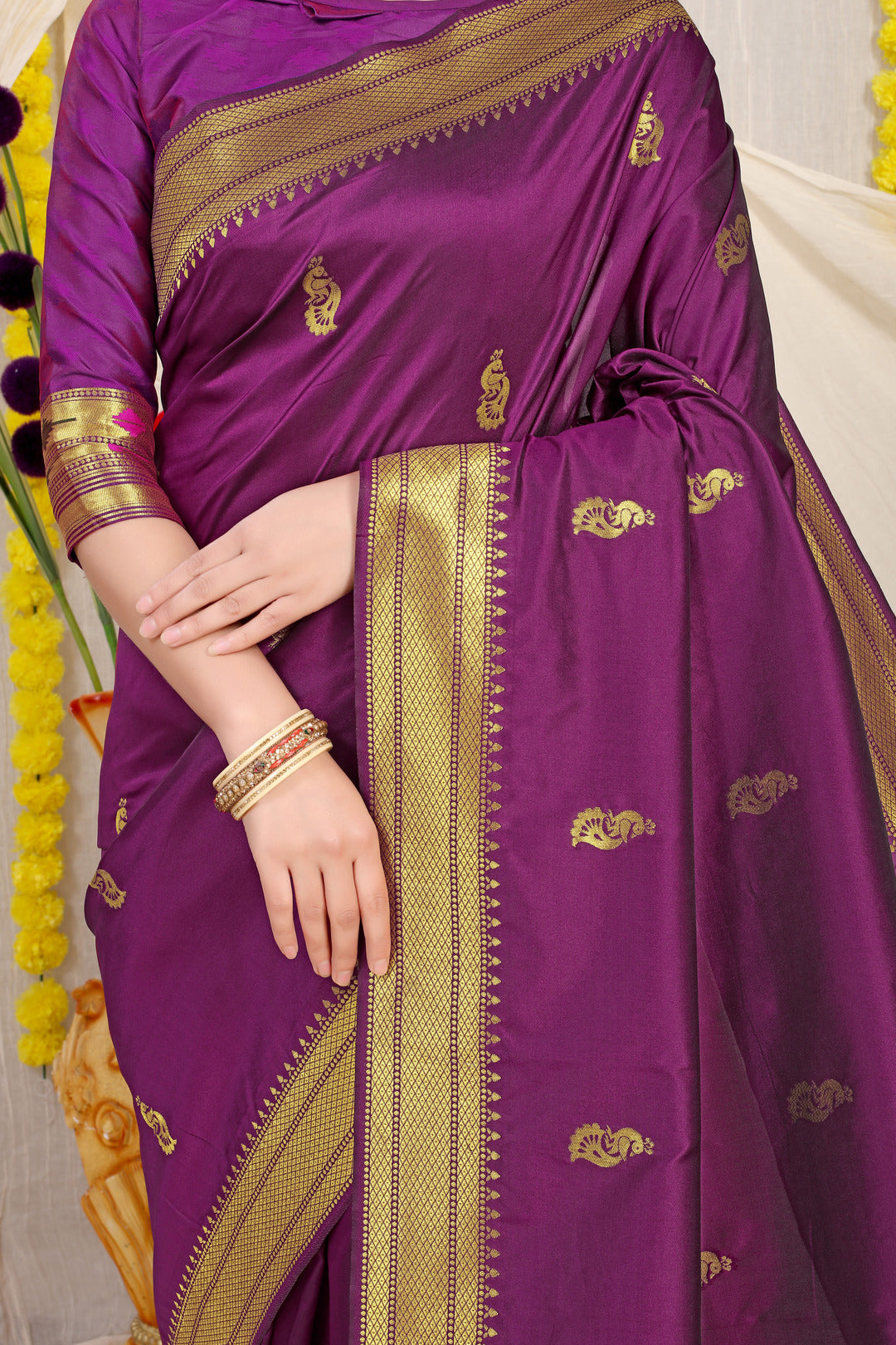 Dhiyona GR Women's Gol Mor Wine Zari Paithani Silk Saree