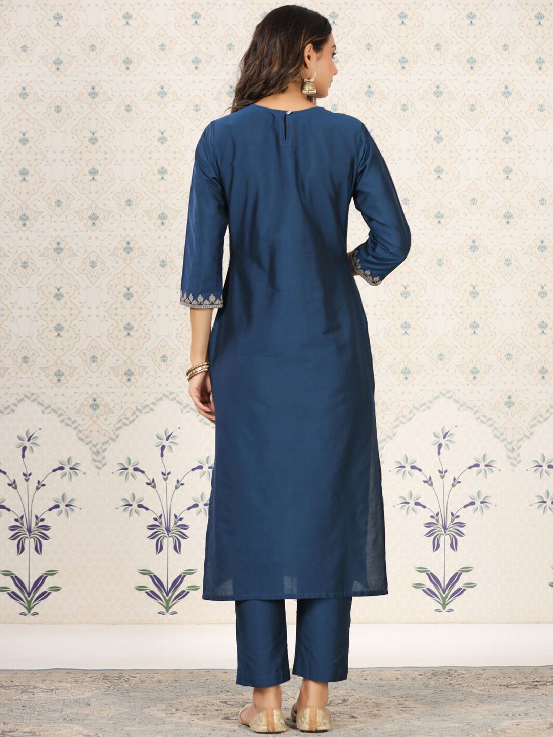 Dhiyona OD Embroidered Yoke Design Straight Kurta
