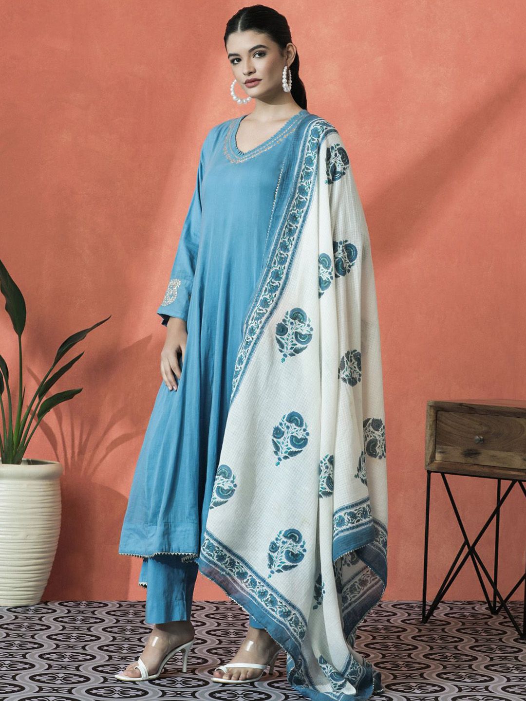 Dhiyona SN Women's V-Neck Panelled Zari Pure Cotton A-Line Kurta With Trouser And Dupatta