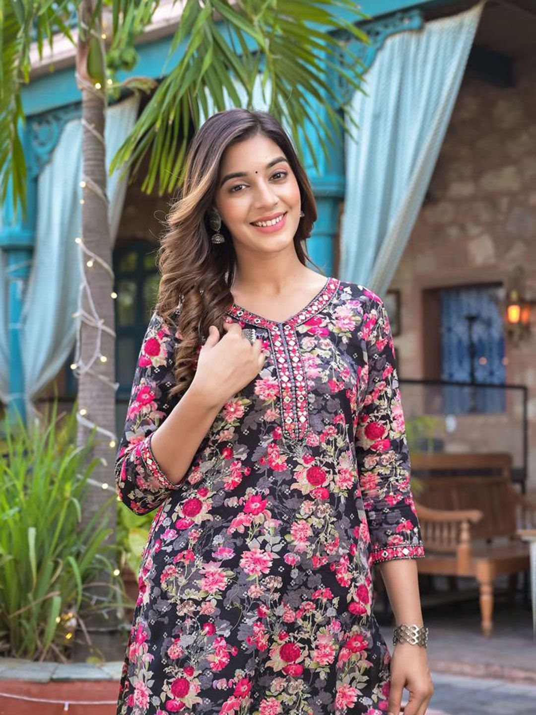 Dhiyona VA Women'sFloral Embellished Kurta Paired With Afghani Trouser & Dupatta