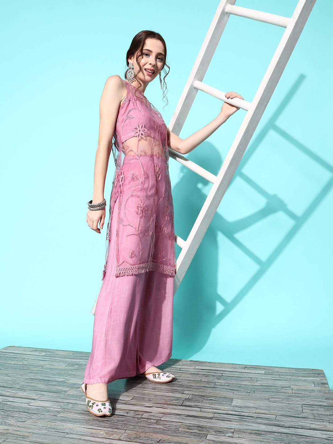 Dhiyona VA Women'sFloral Embroidered Layered Thread Work Kurta with Palazzos