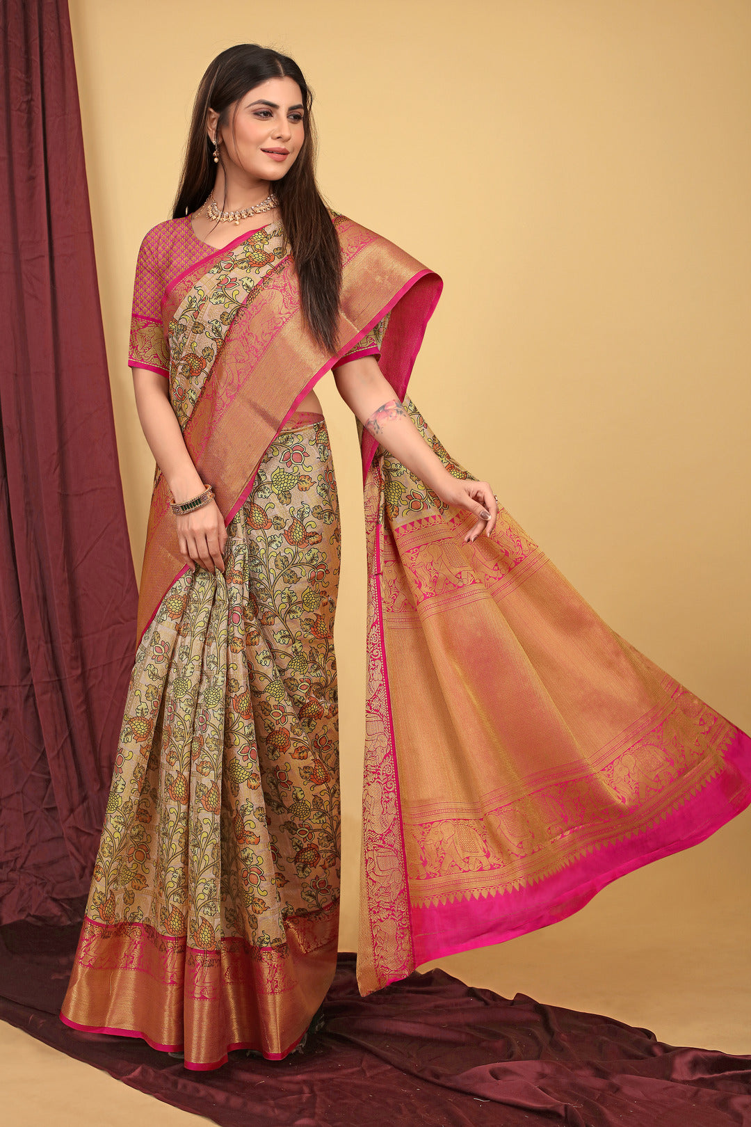 Dhiyona GR Women's Peach Kalamkari Silk Saree