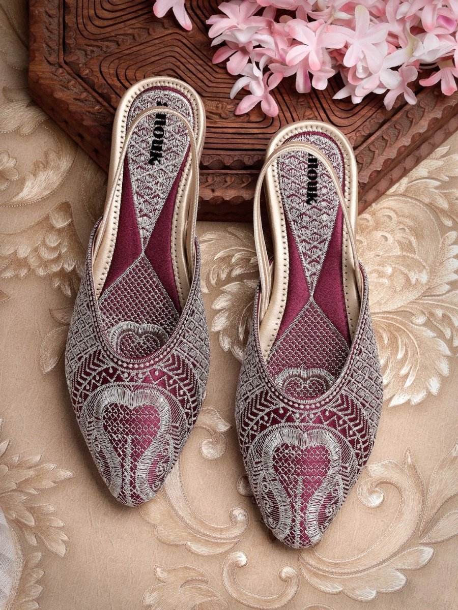 Dhiyona AK Women Leather Embroidered Backstrap Mules Flats