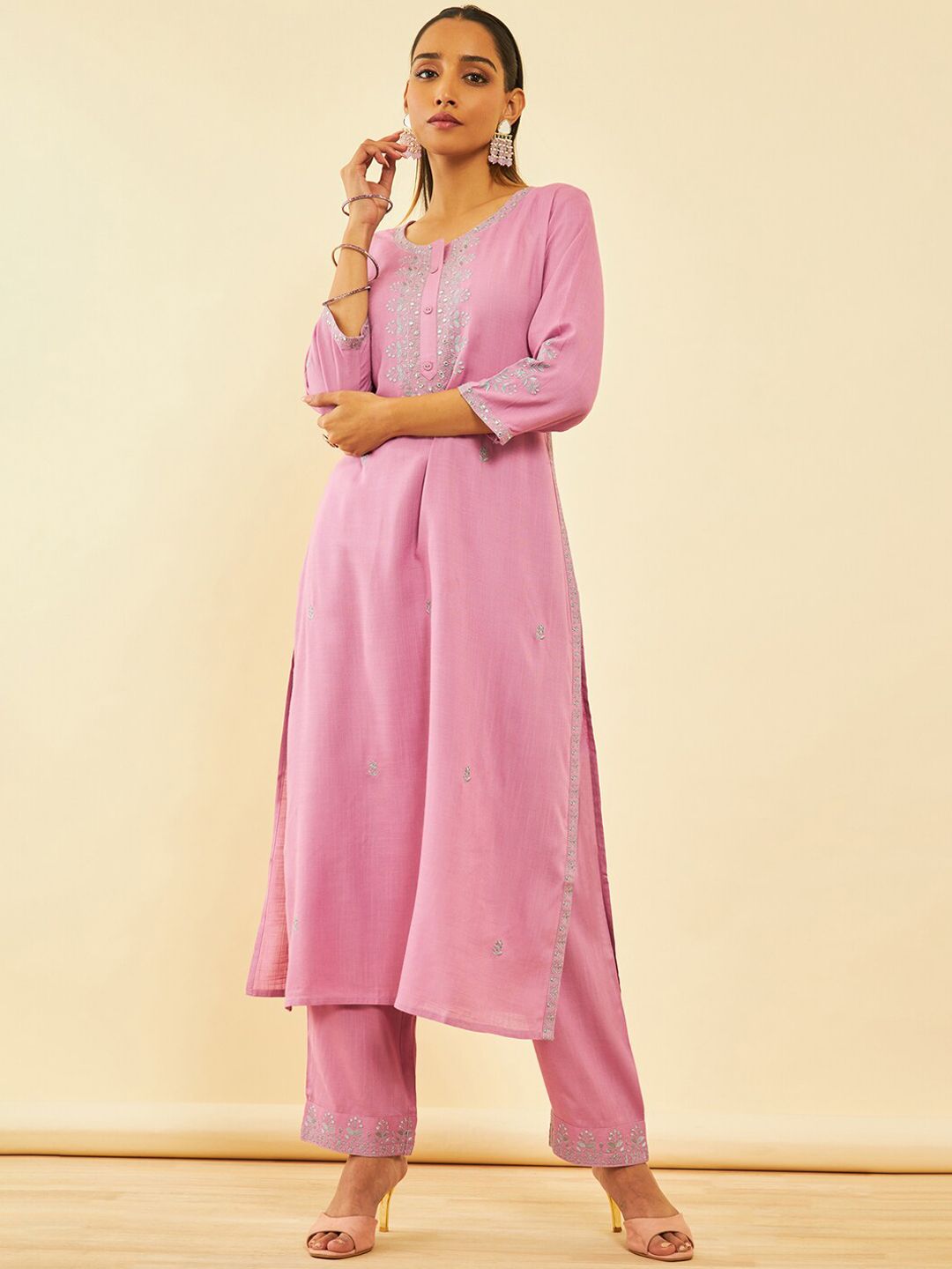 Dhiyona SO Women's Floral Embroidered Round Neck Three-Quarter Sleeves Kurta with Trousers