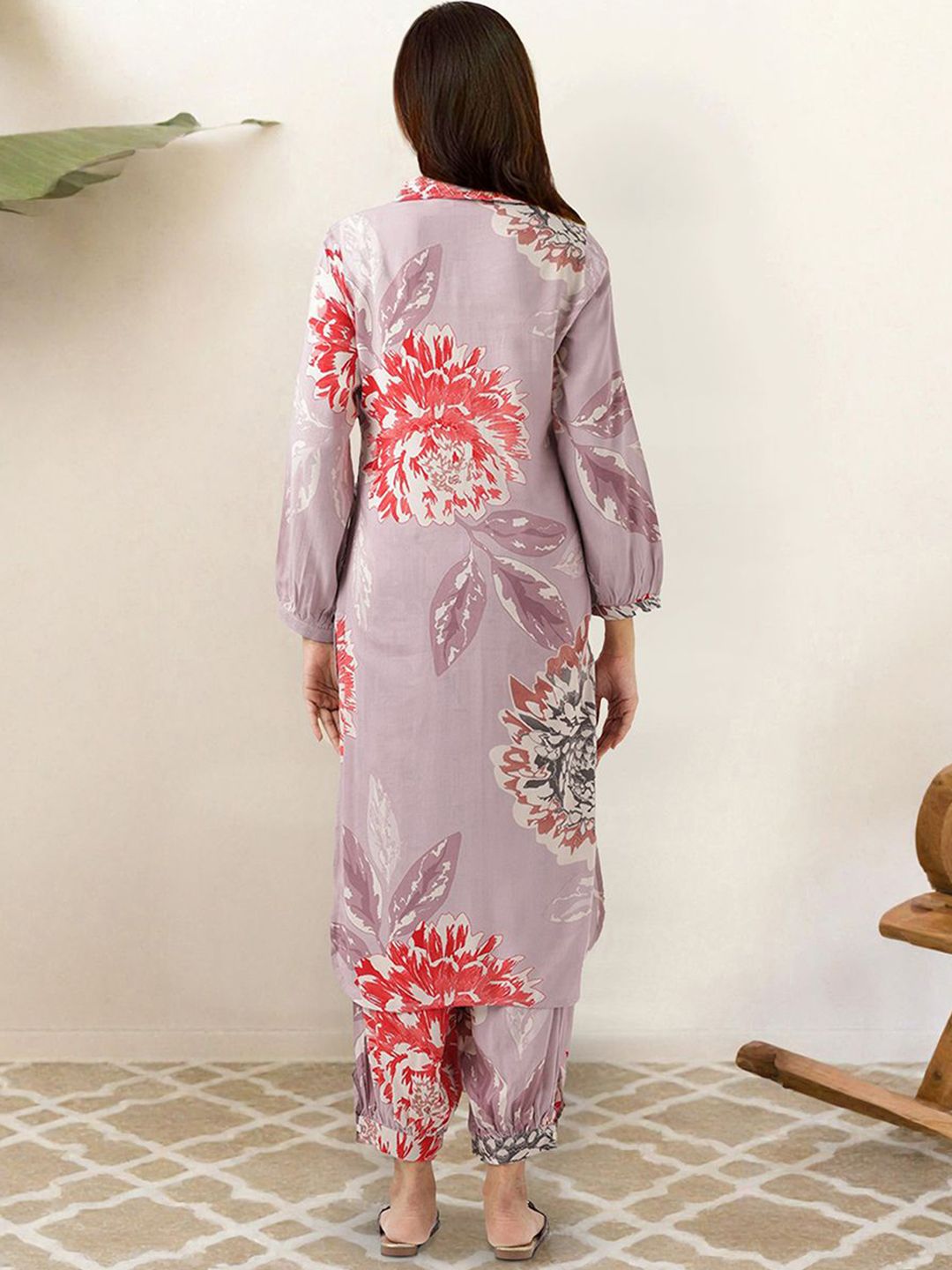 Dhiyona IS Women's Floral Printed Shirt Collar Straight Kurta With Trousers