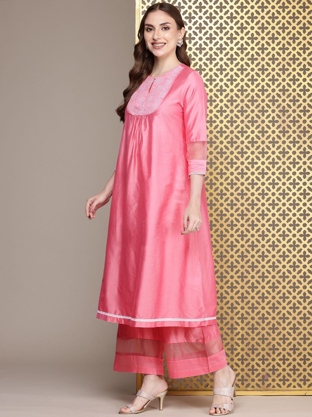 Dhiyona PD Women Women Jashn Floral Embroidered Thread Work Kurta with Palazzos