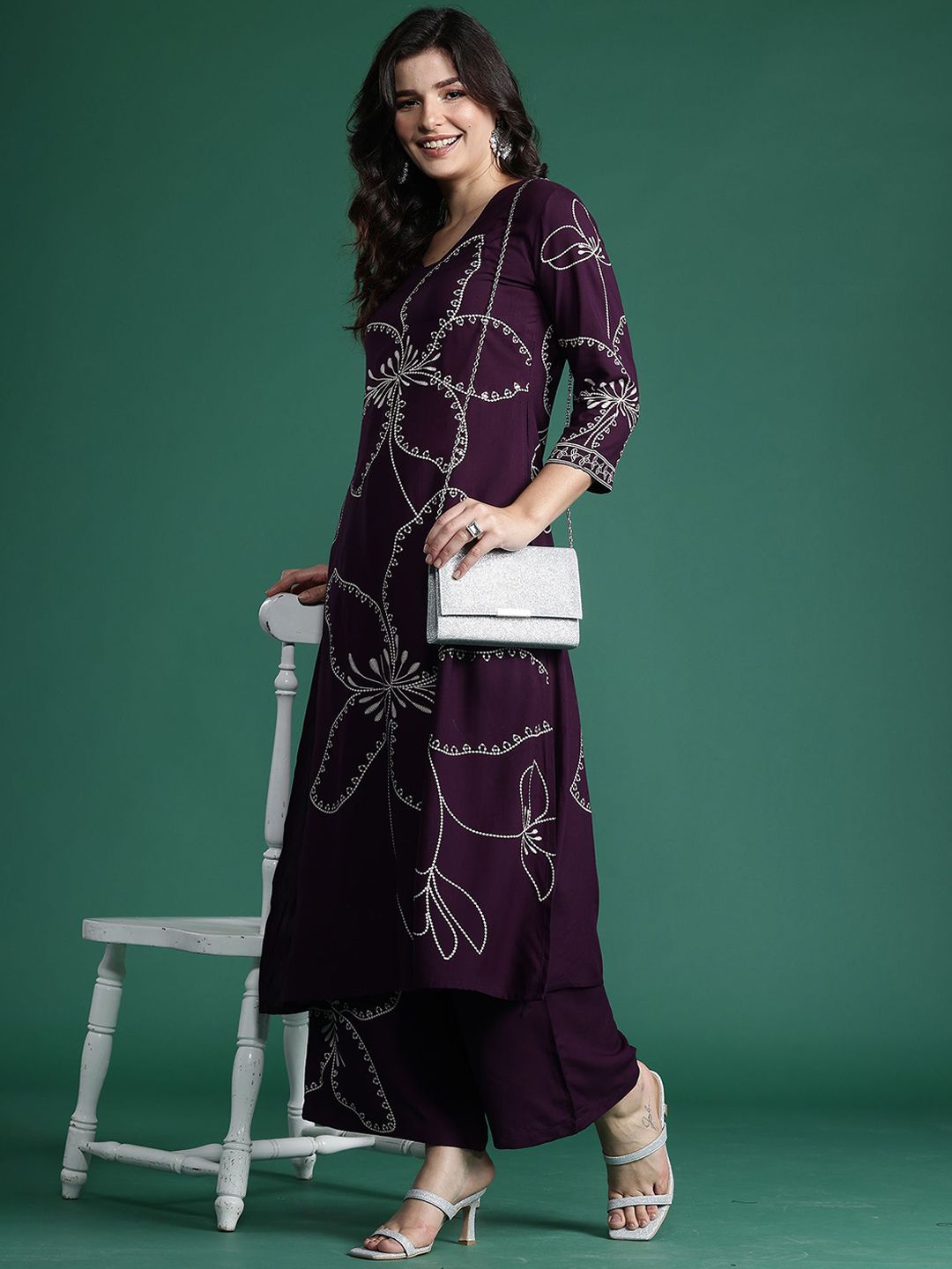 Dhiyona IE Embroidered Three-Quarter Sleeves Tunic With Palazzo