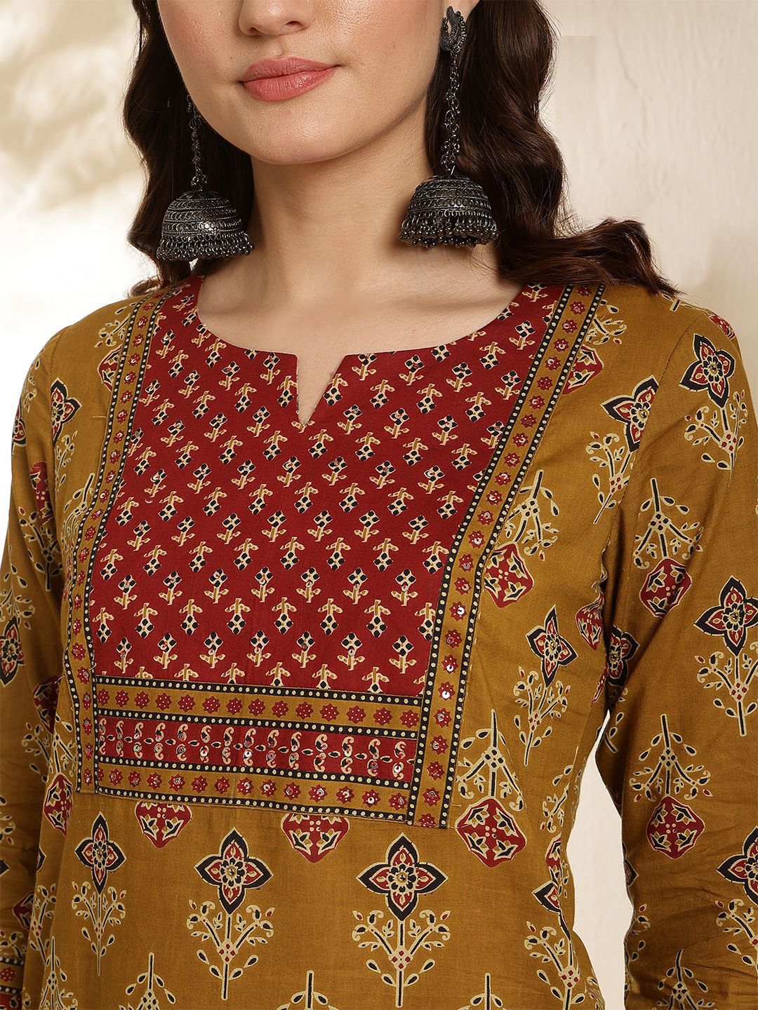 Dhiyona SN Women's Floral Printed Pure Cotton Straight Kurta & Trousers With Dupatta