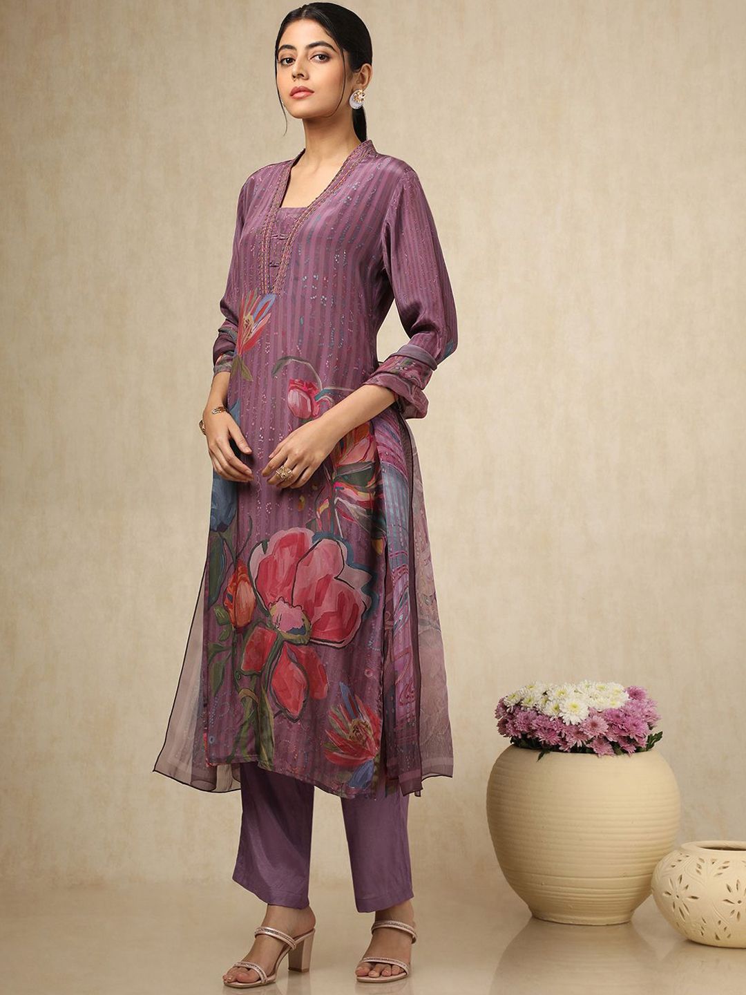 Dhiyona SO Women's Floral Printed Square Neck Beads and Stones Silk Crepe Kurta With Trousers & Dupatta