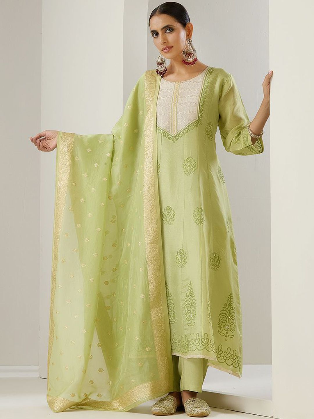 Dhiyona IS Women's Green Ethnic Motifs Embroidered Chanderi Silk Anarkali Kurta With Trousers & Dupatta