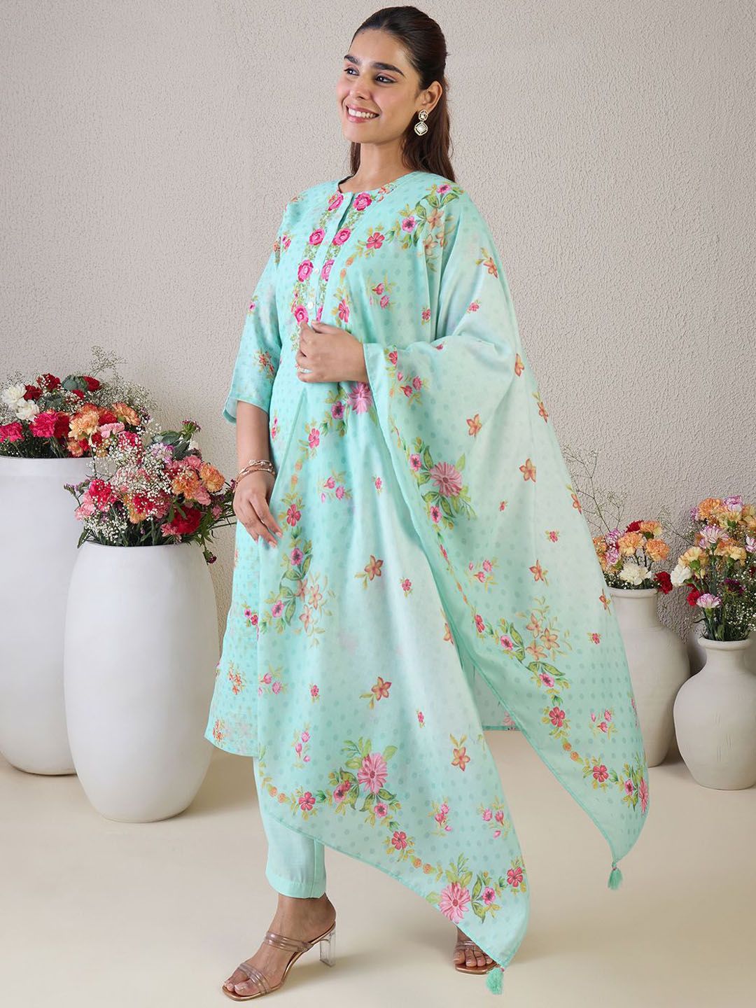 Dhiyona IE Women Floral Embroidered Thread Work Linen Kurta with Trousers & With Dupatta