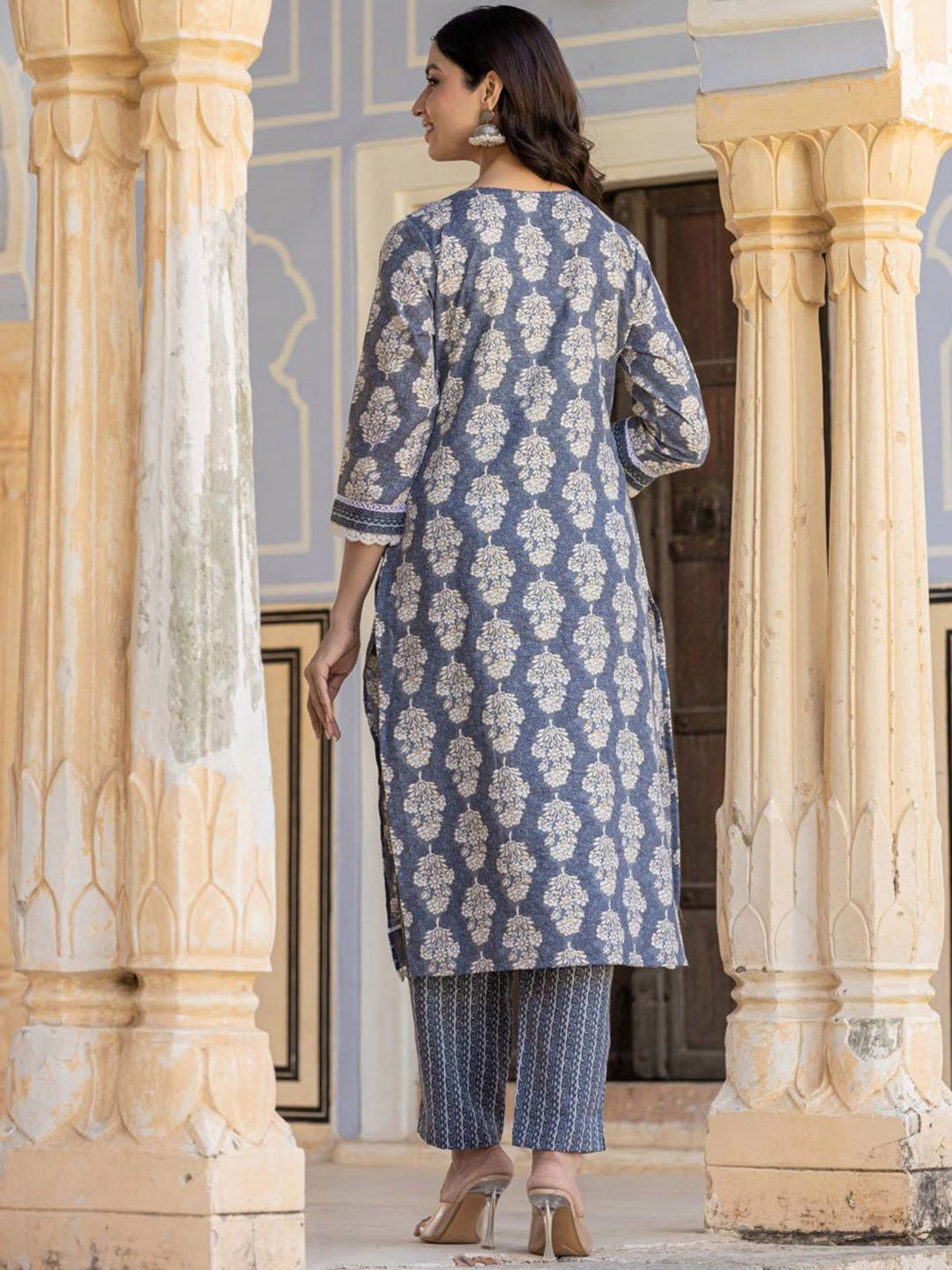 Dhiyona VA Women'sEthnic Motifs Printed Regular Thread Work Kurta with Trouser & Dupatta