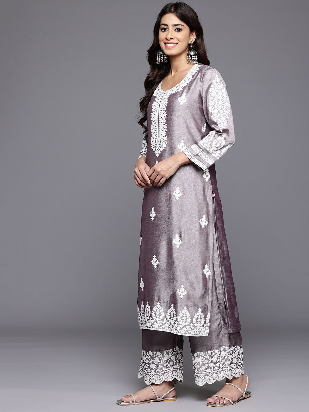 Dhiyona VA Women'sFloral Embroidered Thread Work Kurta With Palazzos & Dupatta