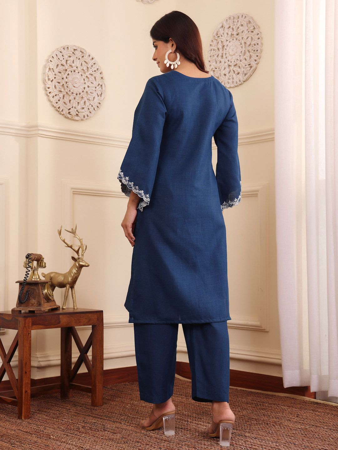 Dhiyona VA Women's Embroidered Panelled Thread Work Kurta&Palazzos