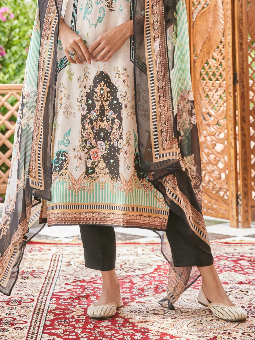 Dhiyona WP Ethnic Motifs Printed Mirror Work Straight Kurta With Trousers & Dupatta