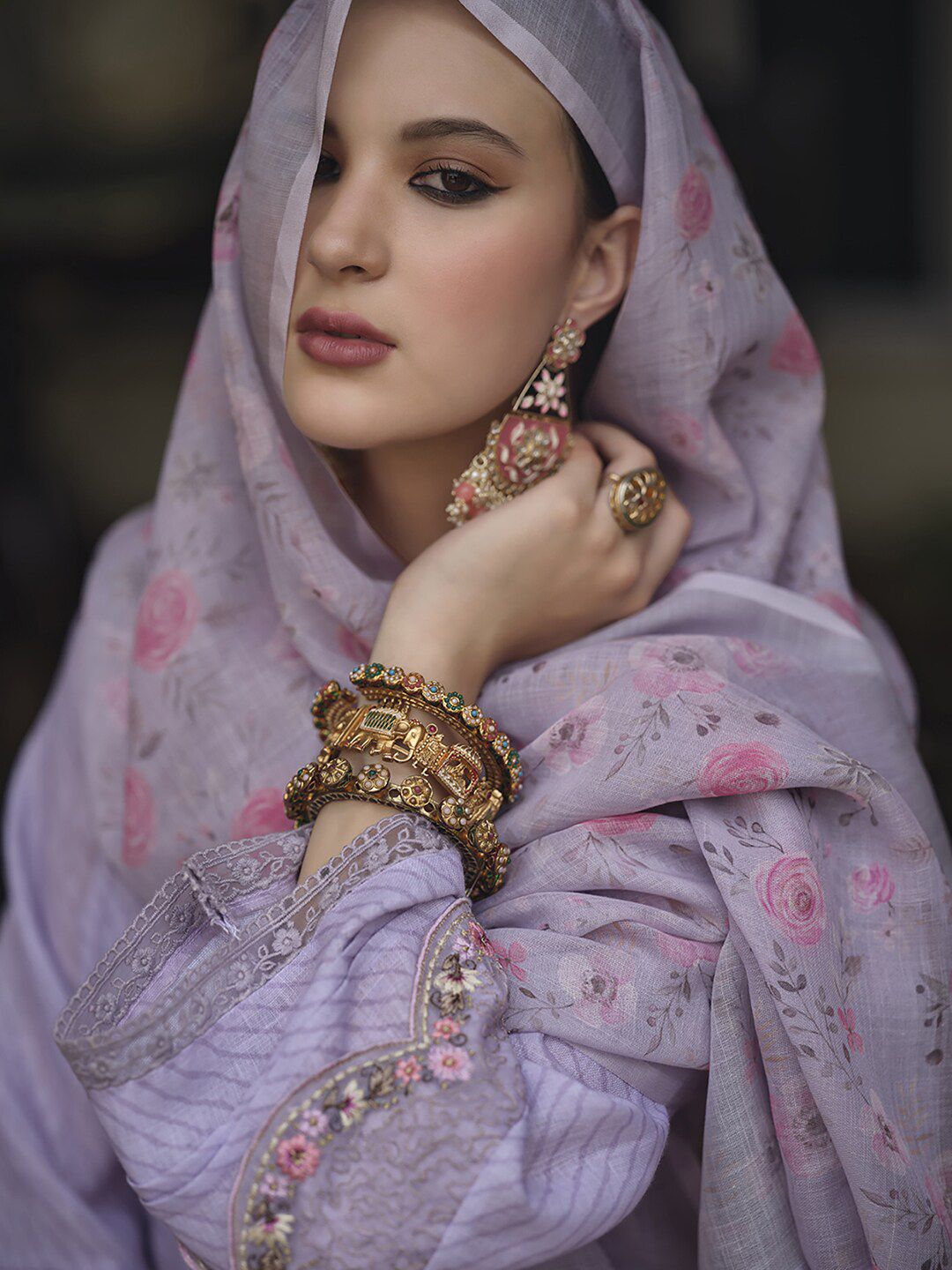 Dhiyona IE Lavender & Pink Floral Embroidered Thread Work Linen Kurta Set