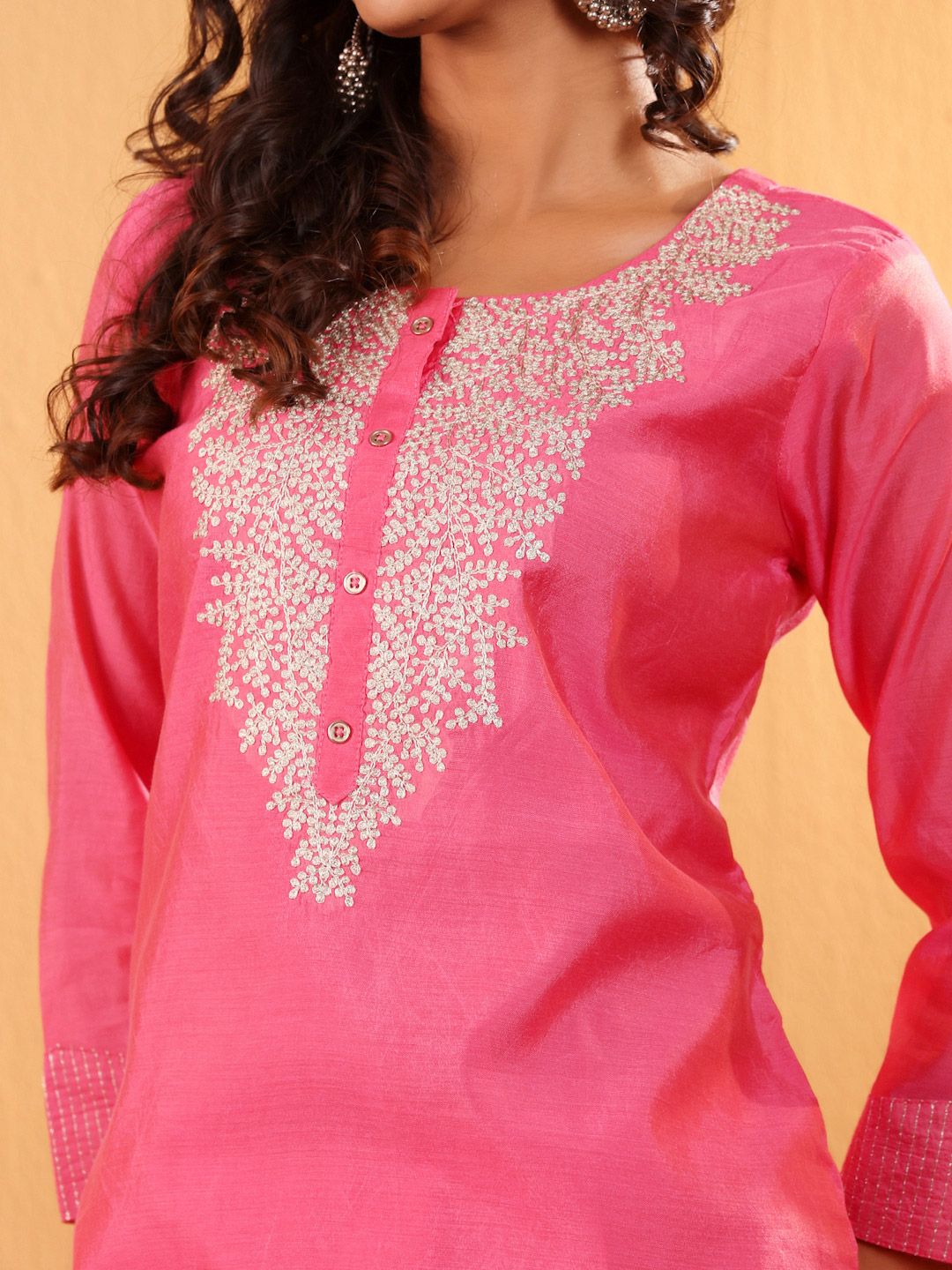 Dhiyona VA Women'sEthnic Motifs Embroidered Sequinned Chanderi Silk Kurta with Trousers And Dupatta