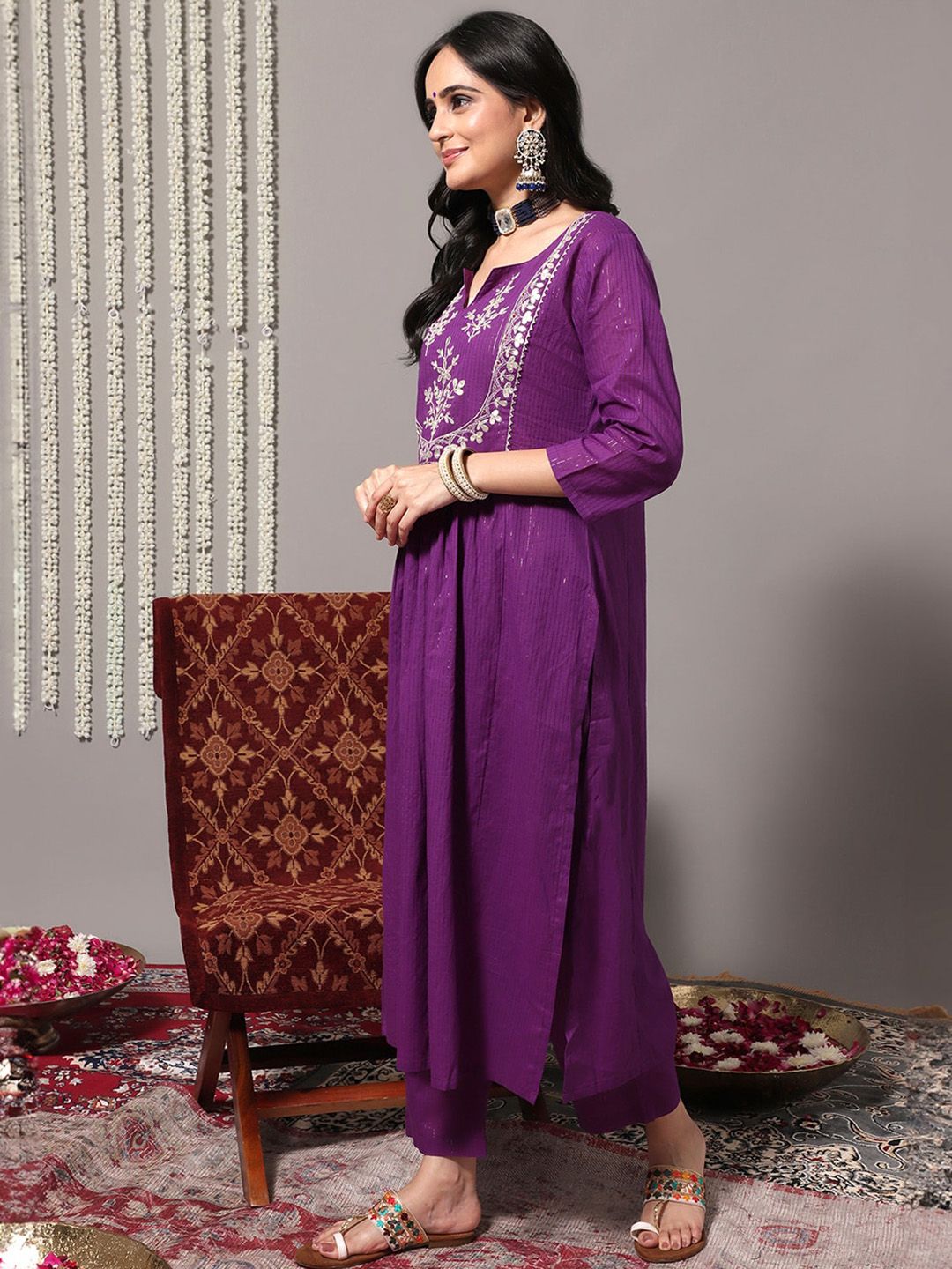 Dhiyona VA Women'sFloral Yoke Design Gotta Patti Pure Cotton Kurta & Trousers With Dupatta
