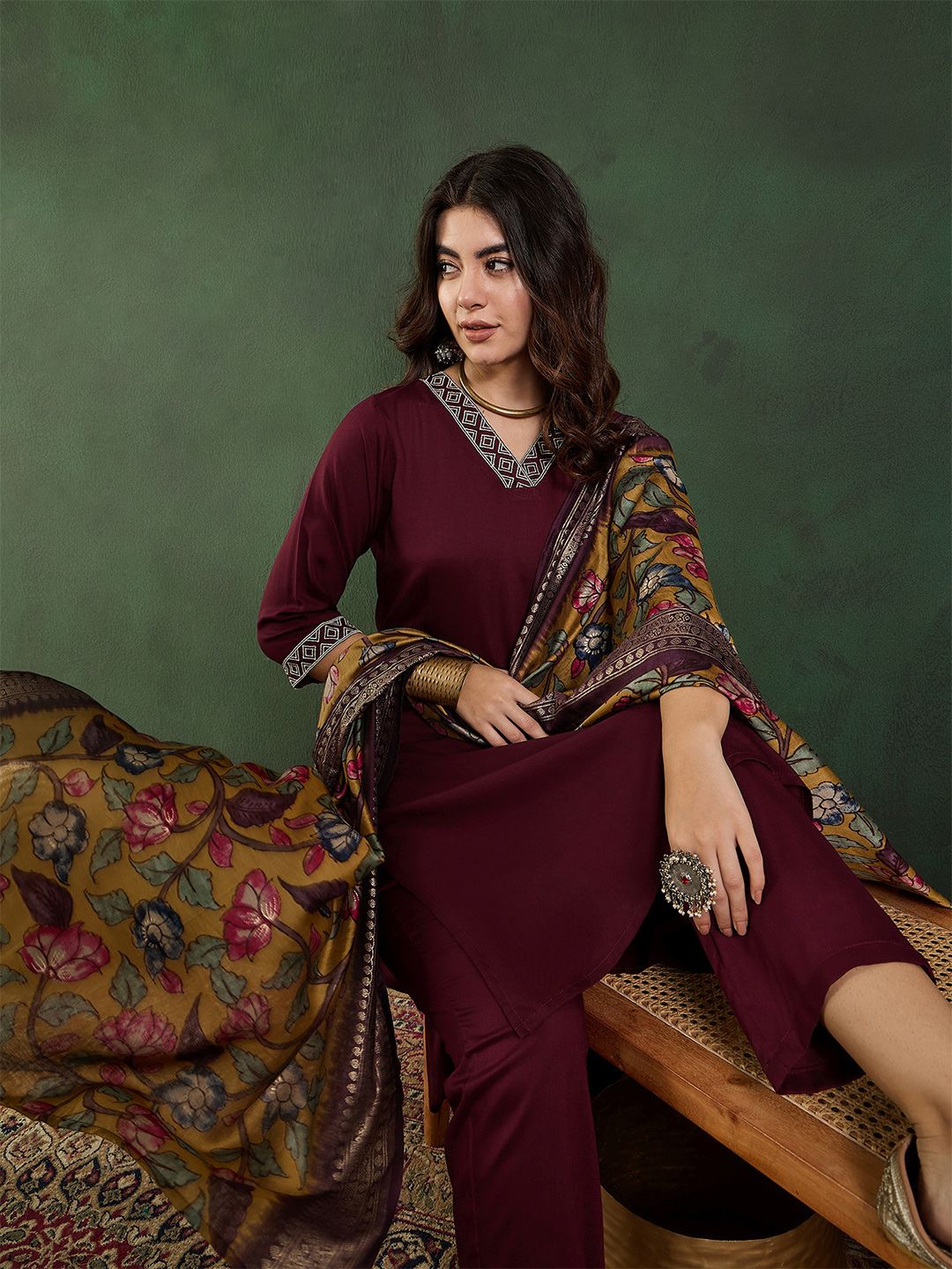 Dhiyona SN Women's Embroidered Straight Kurta With Trouser & Dupatta Set