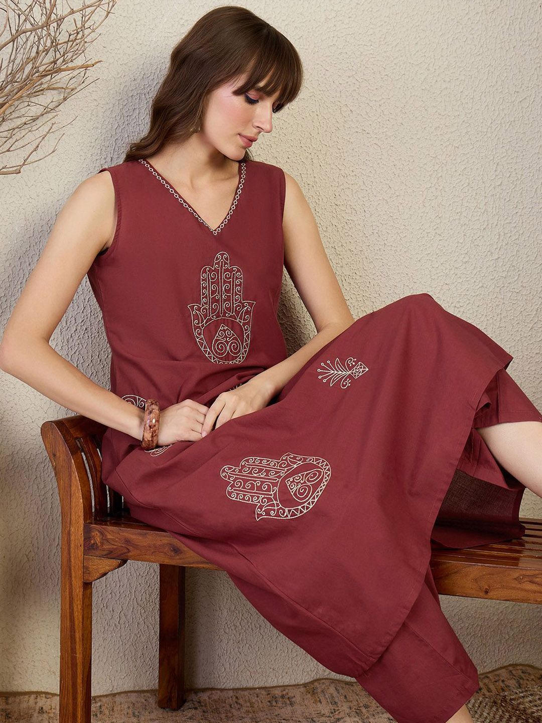 Women Woven Design Embroidered Cotton Kurta with Palazzos