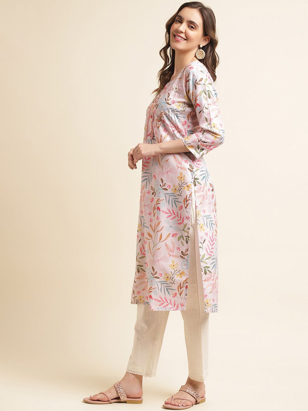 Dhiyona OD Pink Floral Printed Sequinned Linen Kurta With Trousers & Dupatta
