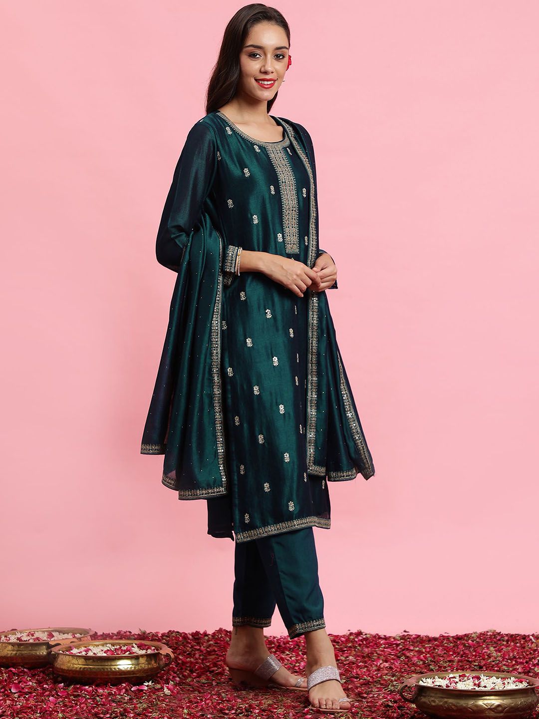 Dhiyona IE Embroidered Straight Sequinned Kurta with Trousers & Dupatta