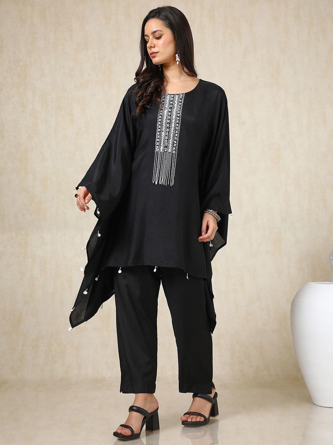Dhiyona SO Women's Ethnic Motifs Embroidered Kaftan Kurta with Trousers