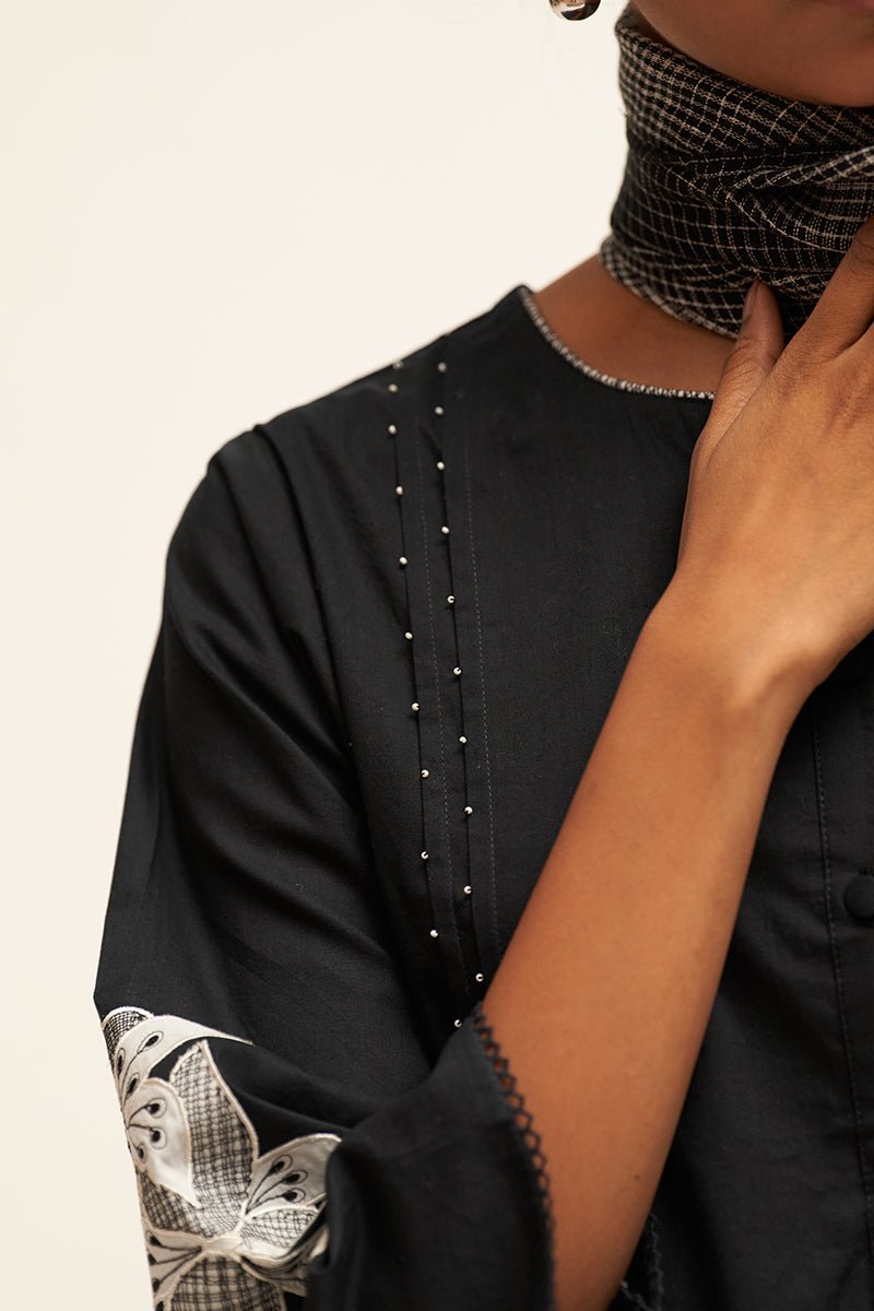Women's Black Cotton Kurta Set With Pure Linen Woven Dupatta