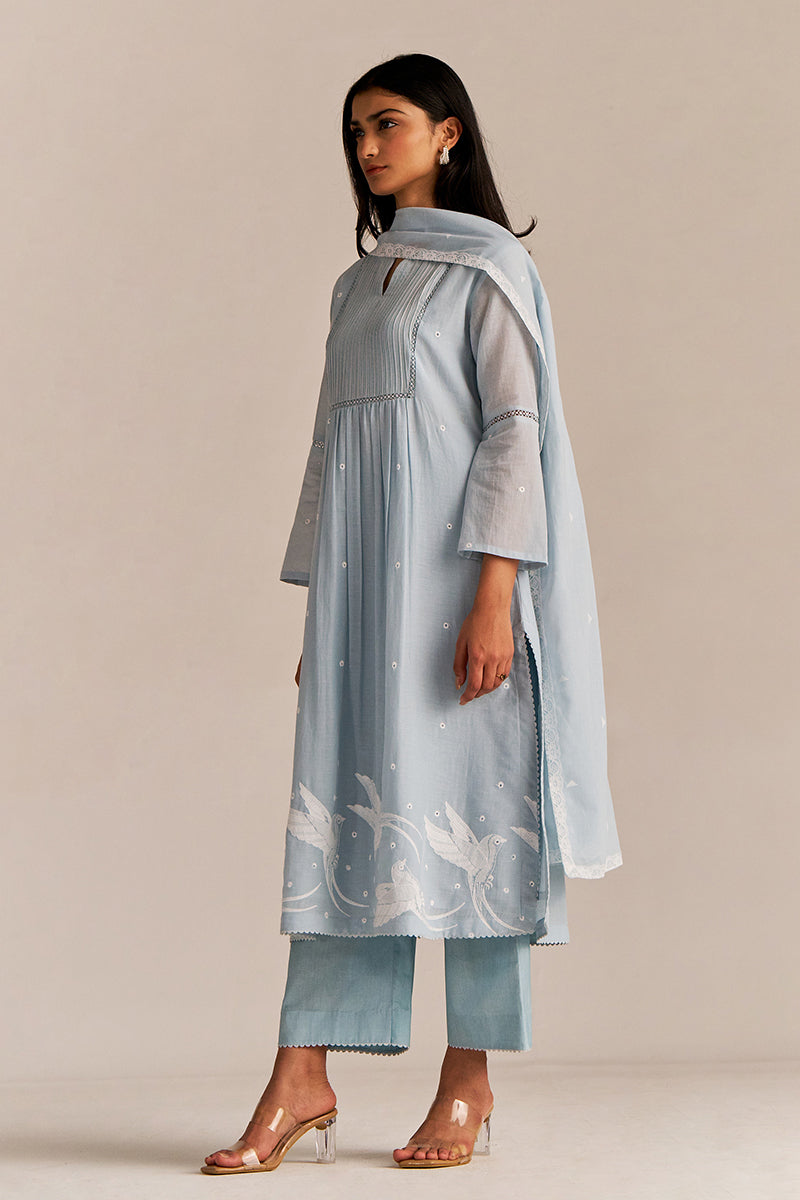 Dhiyona GF Women's Powder Blue Mul-Mul Embroidered Kurta Set