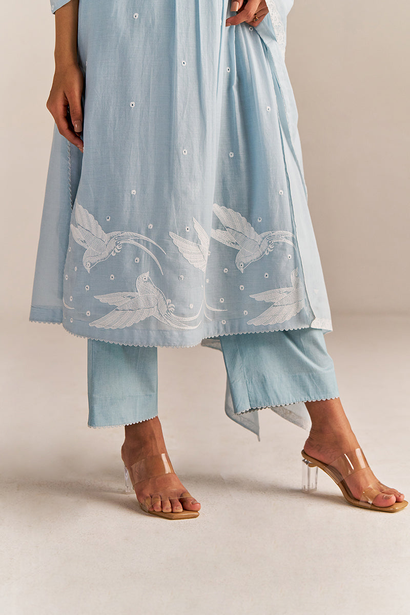 Dhiyona GF Women's Powder Blue Mul-Mul Embroidered Kurta Set