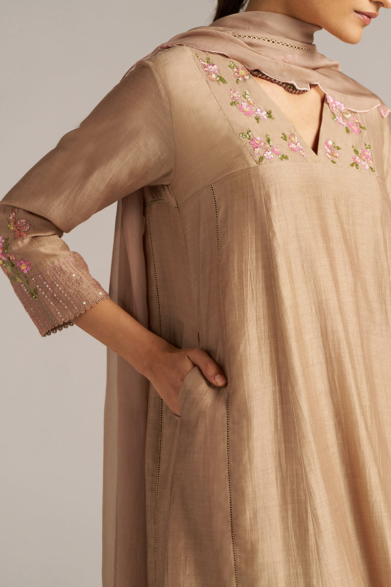 Dhiyona GF Women's Praline Brown Bemberg Silk Festive Kurta Set