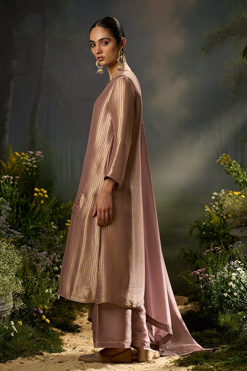 Dhiyona GF burlwood mauve woven festive kurta set